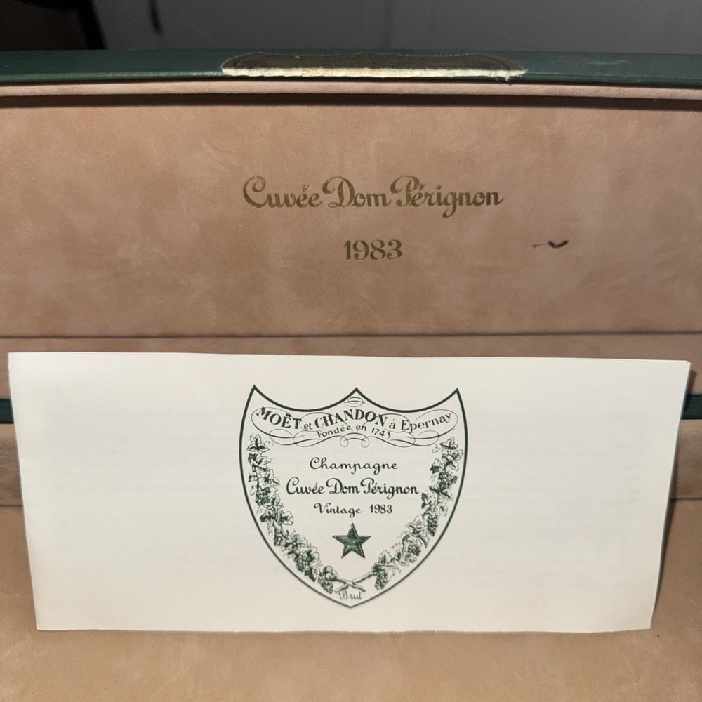 Vintage Cuvee Dom Perignon 1983 Empty Champagne‎ Box W/ Booklet - Picture 4 of 10